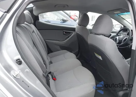 2016 Hyundai Elantra Se z USA, uszkodzony, nr VIN 5NPDH4AE4GH769724